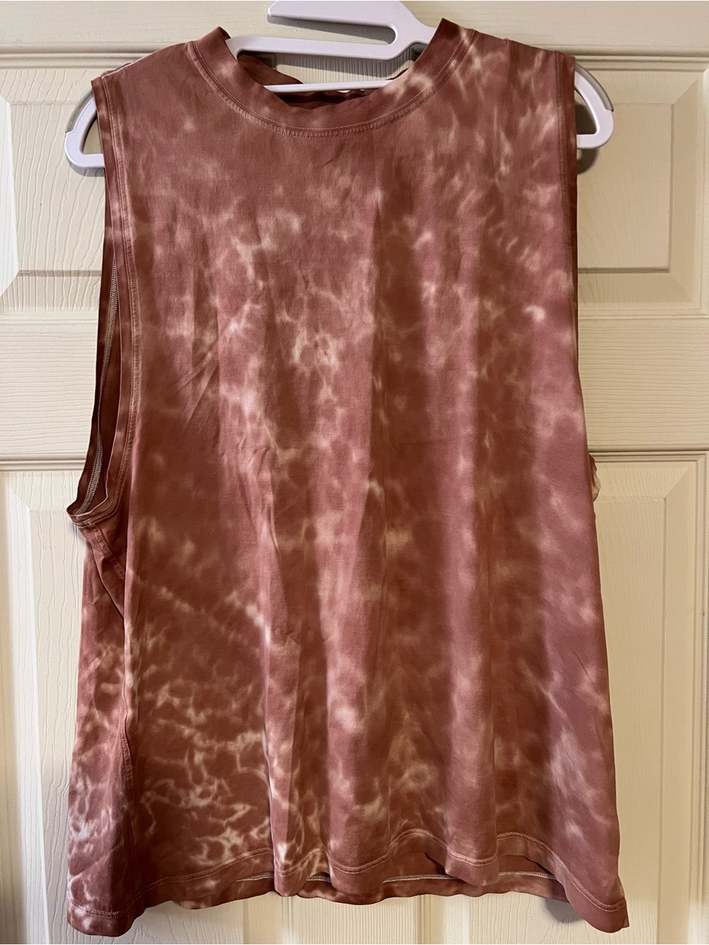 Lululemon Tie Dye Muscle Tank Pink Mauve Sleeveless Yoga Top Size 10 12